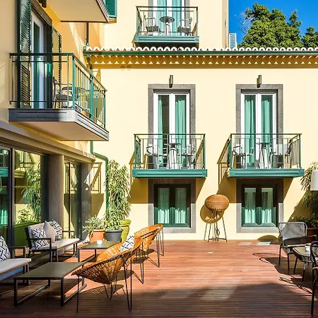 Castanheiro Boutique Otel 4*