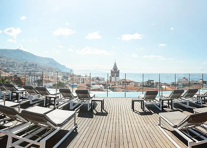 Castanheiro Boutique Hotell 4*