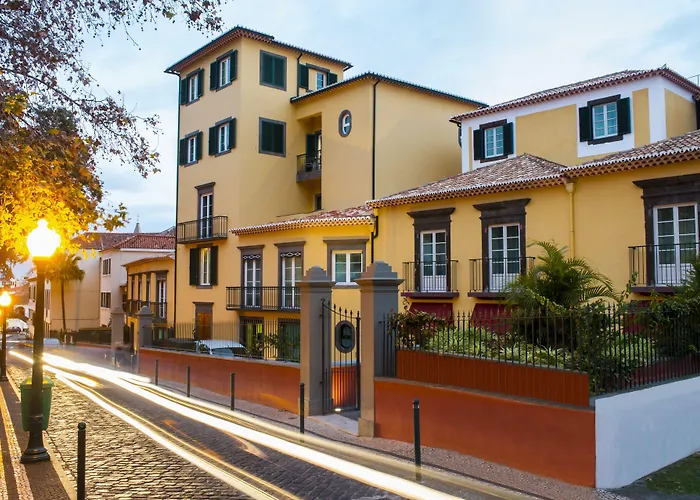 Castanheiro Boutique Hotel 4*