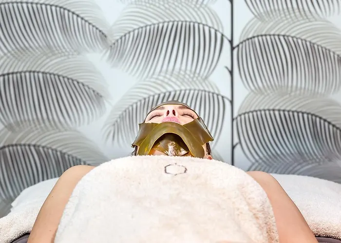 Castanheiro Boutique Hotell 4*