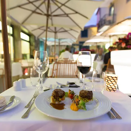 Castanheiro Boutique 4* Φουνκάλ