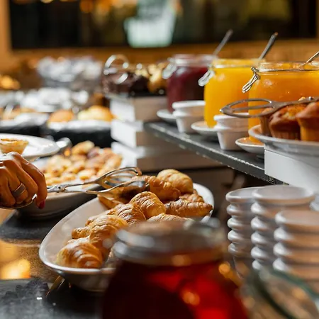 Castanheiro Boutique 4* Φουνκάλ