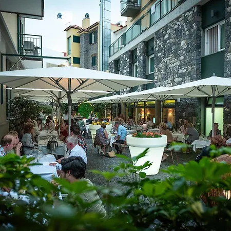 Castanheiro Boutique 4* Φουνκάλ