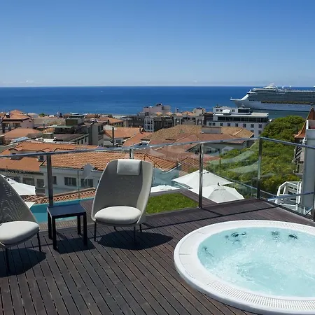 Castanheiro Boutique 4*