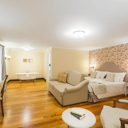 Castanheiro Boutique 4*