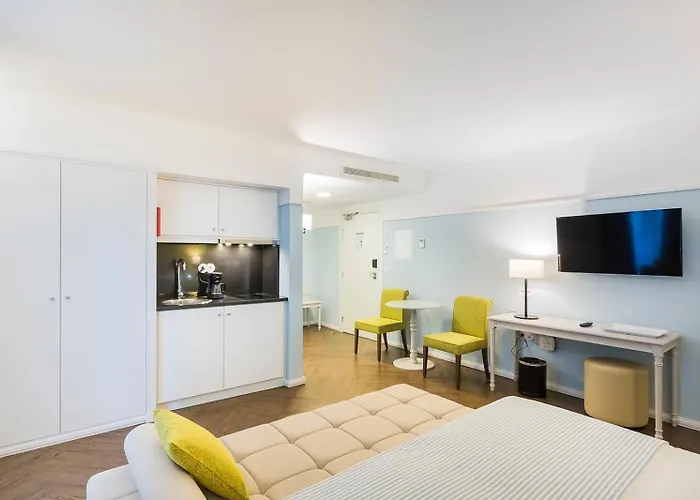 Castanheiro Boutique