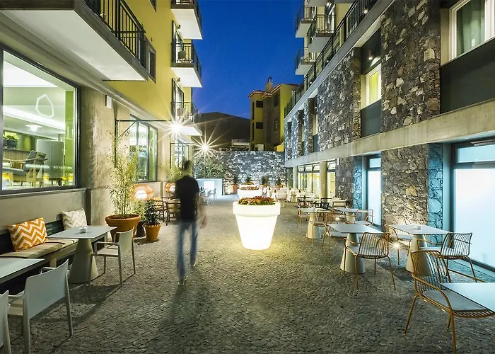 Castanheiro Boutique