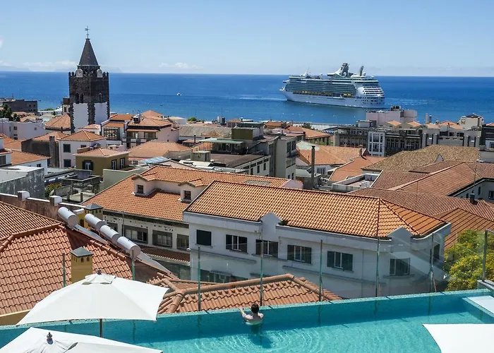 卡什塔涅鲁精品酒店 4*